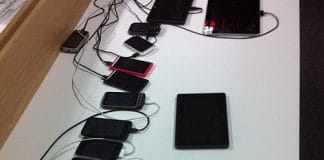 Europa intentará regular el uso de cargadores móviles para que todos sean iguales. Lo siento por APPLE. ¡Tendrán que cumplir la ley!