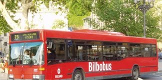 El Pais Vasco apuesta por la innovación: Bilbobus ofertará cargadores de móvil en su flota de autobuses.