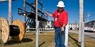 MOVISTAR podría mantener su inversión en fibra y no frenarla hasta el 2020.